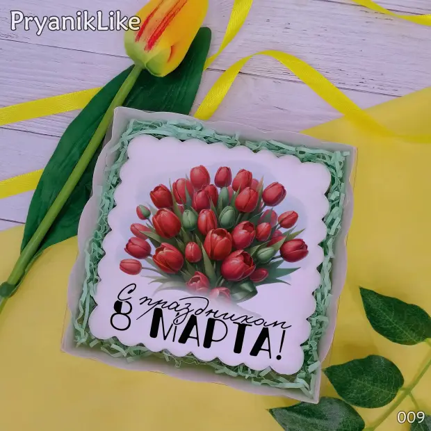 Пряник квадратный (цветы) (10-10 см.)